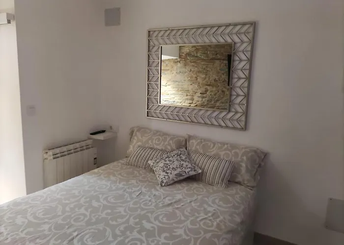 Mini Con Todo Lo Necesario En Apartment *